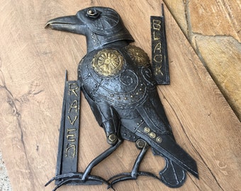 Steampunk crow, steampunk raven, bird art, steampunk bird, crow sculpture, upcycled, recycled, wall decor, mechanical bird, steampunk decor