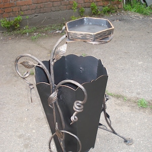 Trash can, trash bin, waste bin, waste basket, garbage can, waste paper bin, garbage bin, bin for paper, metal trash can, metal trash bin