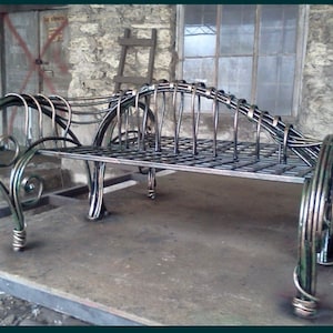 ベンチ、ガーデンベンチ、屋外用家具、ダイニングベンチ、誕生日、クリスマス、鉄製ギフト、ガーデン装飾、スチール製ギフト、記念日、バーベキュー、椅子、テーブル