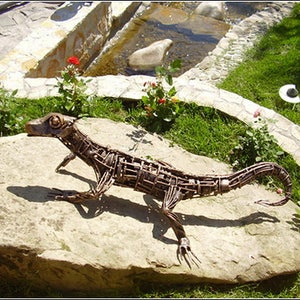 Junk art sculpture, steampunk sculpture, recycled decor, industrial junk, welded metal art, junk art, industrial decor, hand forged lizard