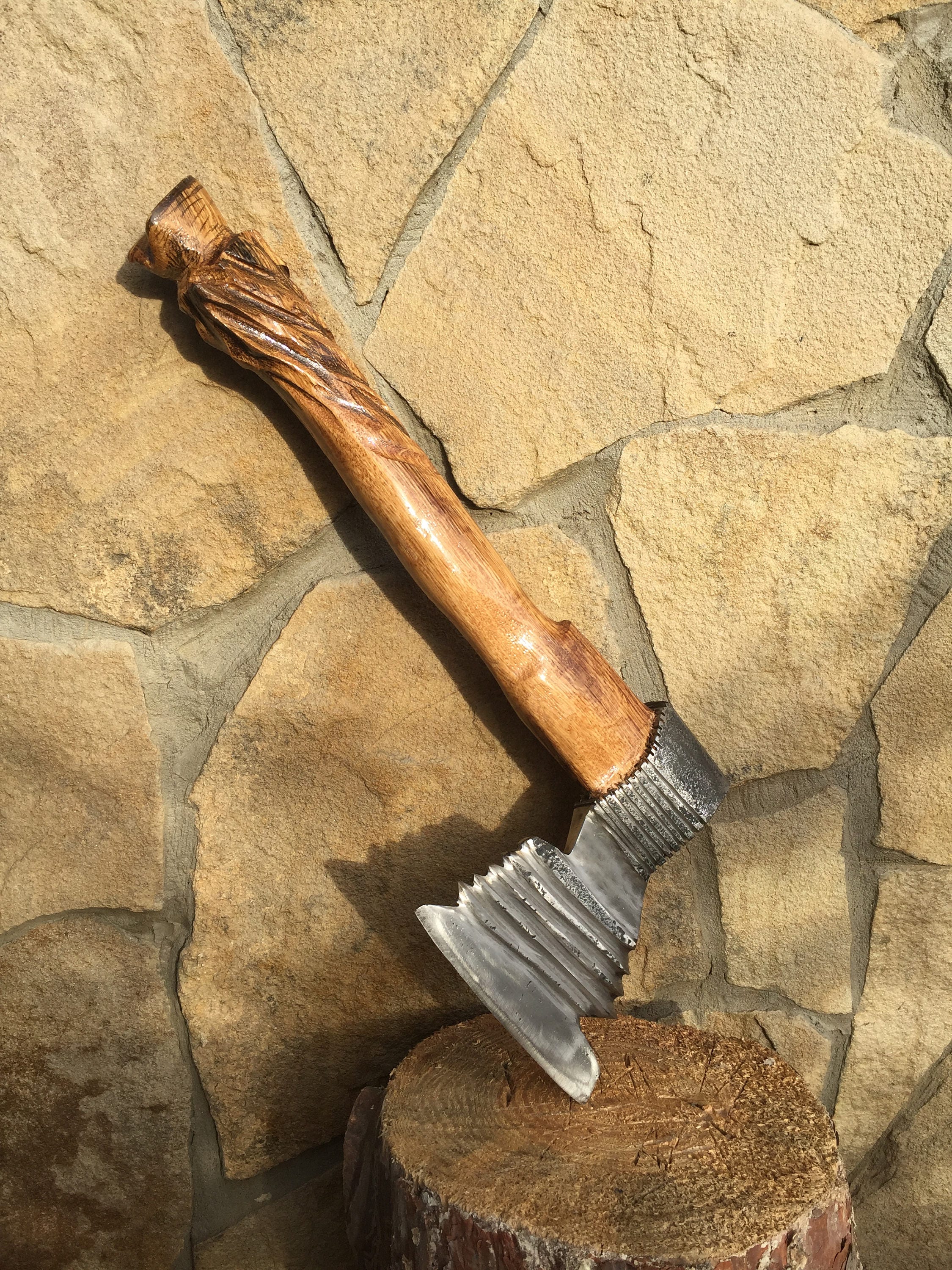 Hache Tomahawk 15 Pouces - Acier Au Carbone, Gravure Loup, Manche Bois De Rose, Gaine Cuir, Neuf