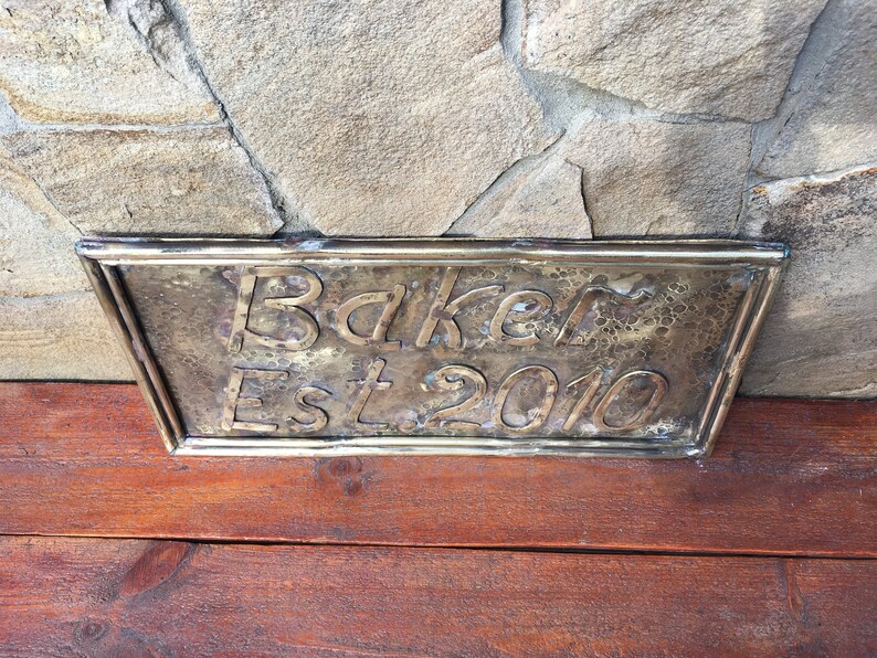 Bronze Family Name Bronze Family Plaque Bronze Family Sign Etsy