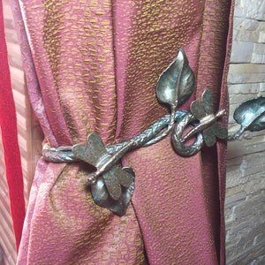 Curtain tie backs, drapery tie back, curtain tiebacks, curtain holdback, tie back hooks, wall decor, room window decor, curtain tieback