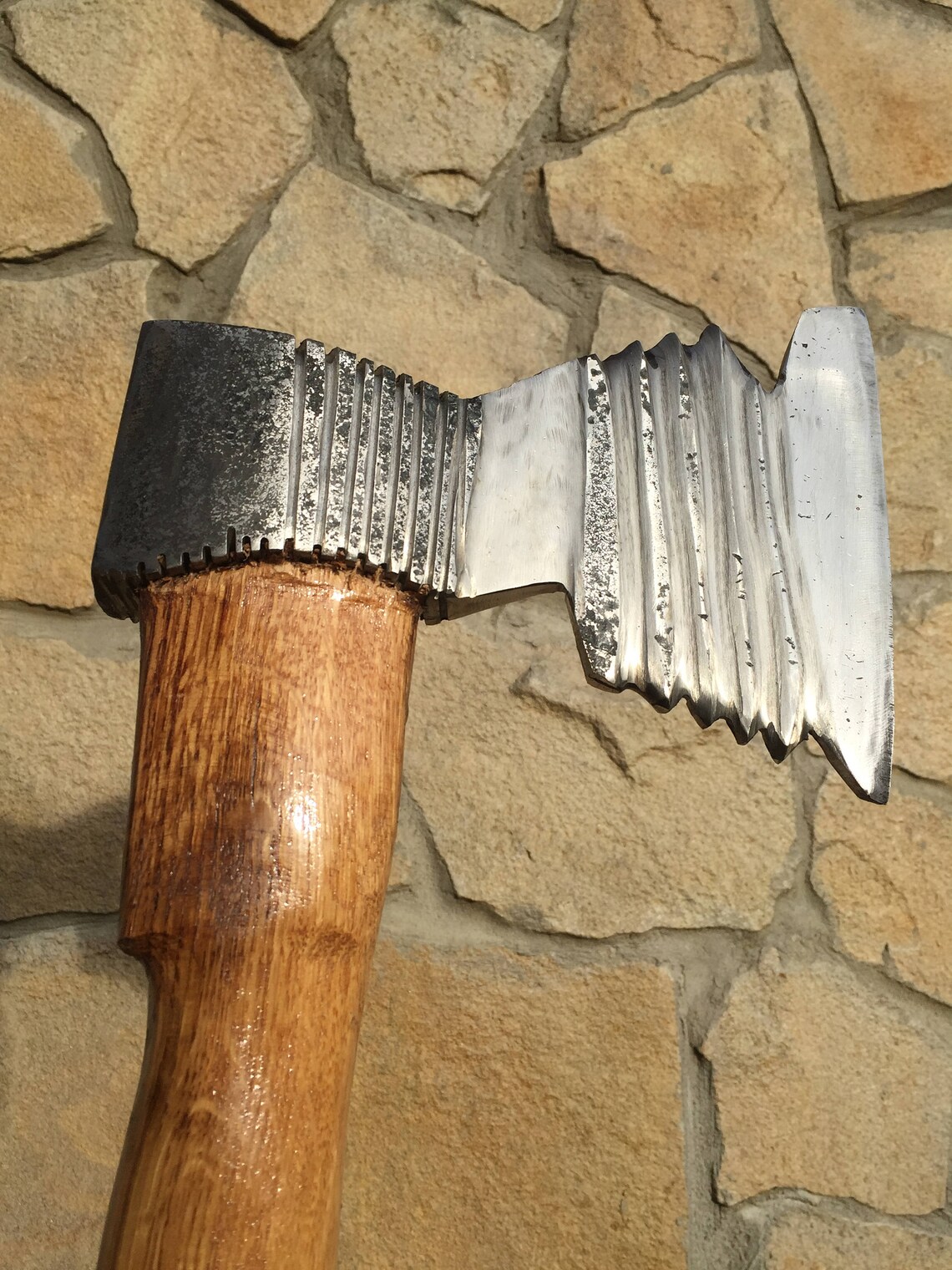 Hache Viking Tomahawk 13 Pouces - Lancer, Camping, Survie, Lame Extra Tranchante