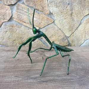 Hand forged mantis, mantis figurine, mantis sculpture, mantis charm, insect gifts,insect art,insect birthday party,insect charms,iron gift