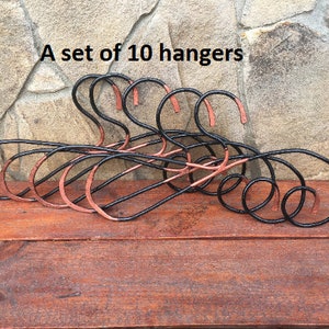 Set of 10 hangers, clothes hanger, hangers for clothes, clothes hangers, storage hangers,closet hangers,hangers set,coat hanger,dress hanger