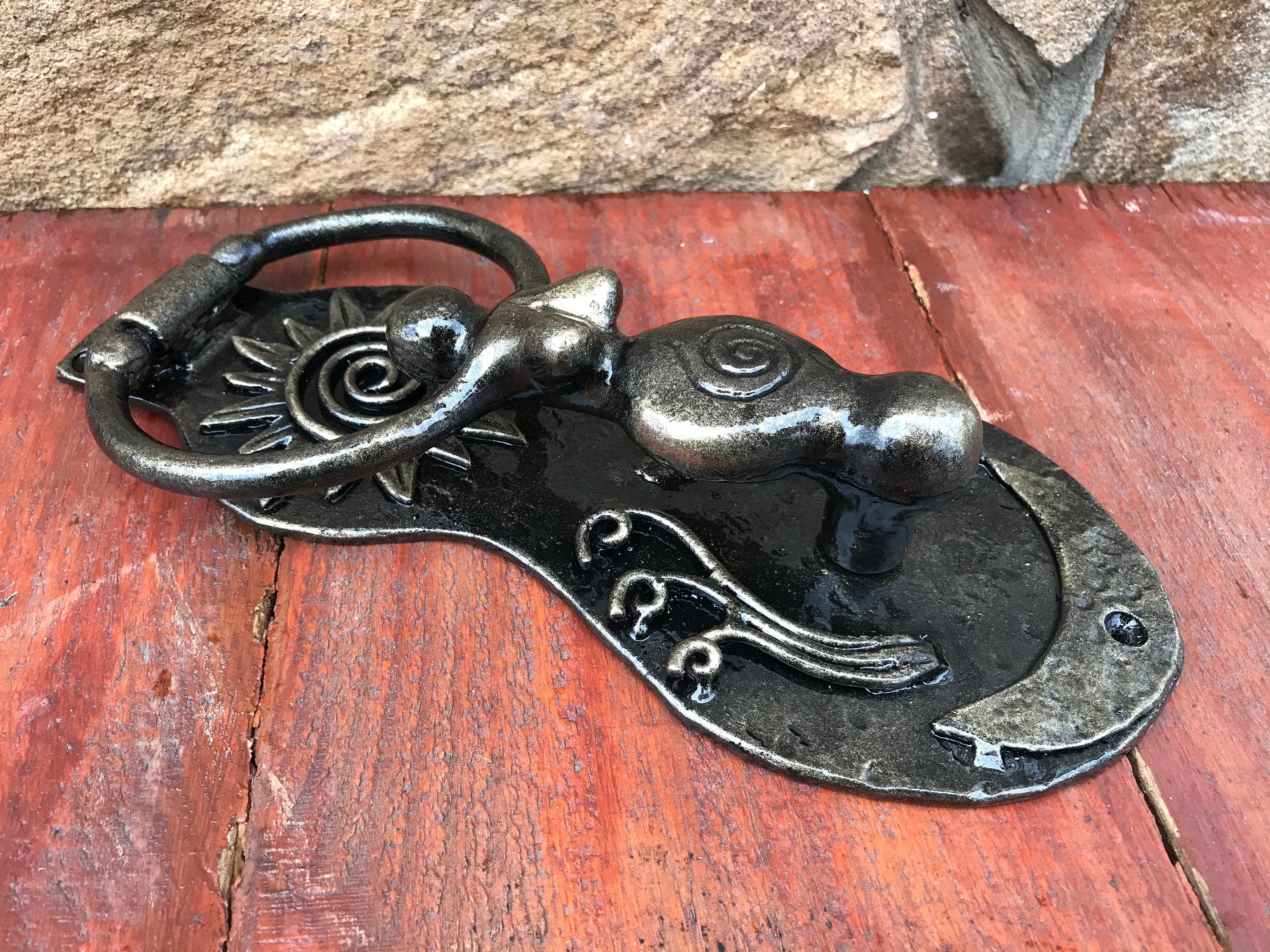 Enchanting Bronze Cast Iron Doorknocker - Decorative Sun