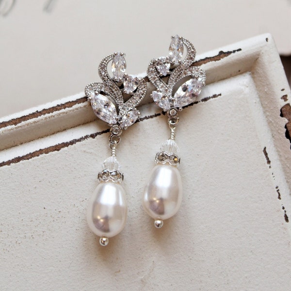 Bridal Earrings, Pearl Drop Earrings ,Art Deco Earrings , Vintage Style Crystal Pearl Earrings, 1920s Wedding Earrings,  Stud Earrings Gift