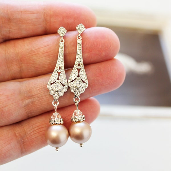 PEARLY CHAMPAGNE EARRINGS