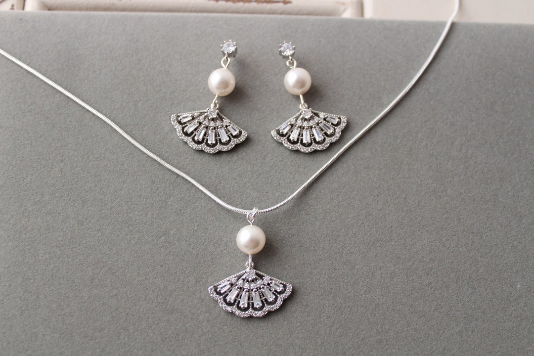 Silver Bridal Fan Necklace and Earring Set Pearl Wedding Etsy UK