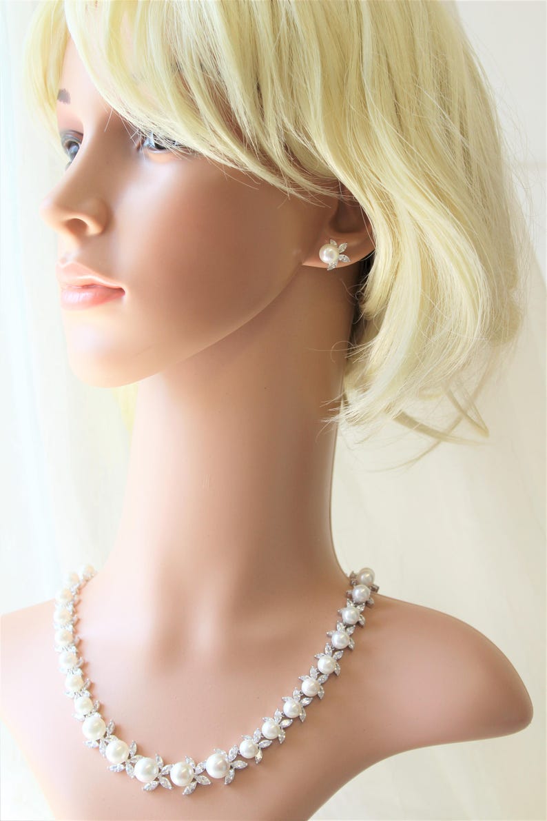 UK Wedding Necklace Pearl Earrings Wedding Pearl Jewelry Set Wedding Earrings Wedding Jewelry Bridal Earrings and necklace