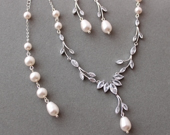 Silver Bridal Backdrop Necklace and Earrings Bridal jewelry set CZ leaf Wedding necklace Pearl drop earrings Wedding jewelry set for brides