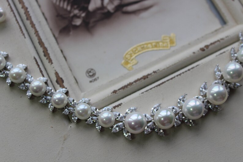 UK Wedding Necklace Pearl Earrings Wedding Pearl Jewelry Set Wedding Earrings Wedding Jewelry Bridal Earrings and necklace