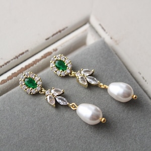 Emerald Green Bridal Earrings, Pearl drop wedding earrings ,Bridesmaid Earrings Wedding Earrings Vintage Wedding jewelry  Art Deco Earrings,