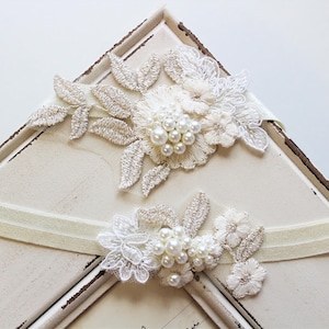 Bridal Garter , Wedding Garter, Lace garter , Vintage style Garter, Flower Garter ,Ivory Cream Gold Garter , Stretch Lace Garter Set image 1