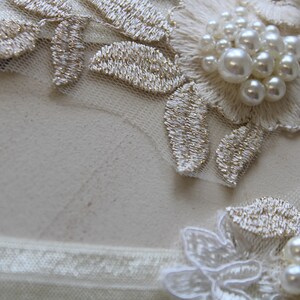 Bridal Garter , Wedding Garter, Lace garter , Vintage style Garter, Flower Garter ,Ivory Cream Gold Garter , Stretch Lace Garter Set image 4