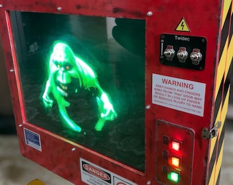 Ghostbusters Containment Unit Replica HI TECH