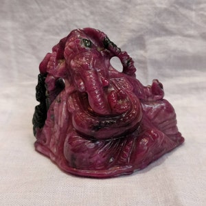 Ruby Ganesha, 630 caret Ruby Zoisite Gemstone Ganesha, Ruby Carvings, Lord Ganesha, Indian mythology art, Religious Spiritual Prayer Gifts