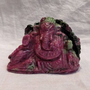 Ruby Ganesha, 1080 Caret Ruby Zoisite Ganesha, Hindu God Ganesha, Lord Ganesha, Hindu God Figurine, Ganesh Idol, Religious Spiritual Gift