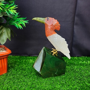 GemStone Birds on Rocks, Crystal Bird on Green Jade, Polished Stone Birds, Crystal Decor, Crystal Gifts, Birds on Clusters Specimens