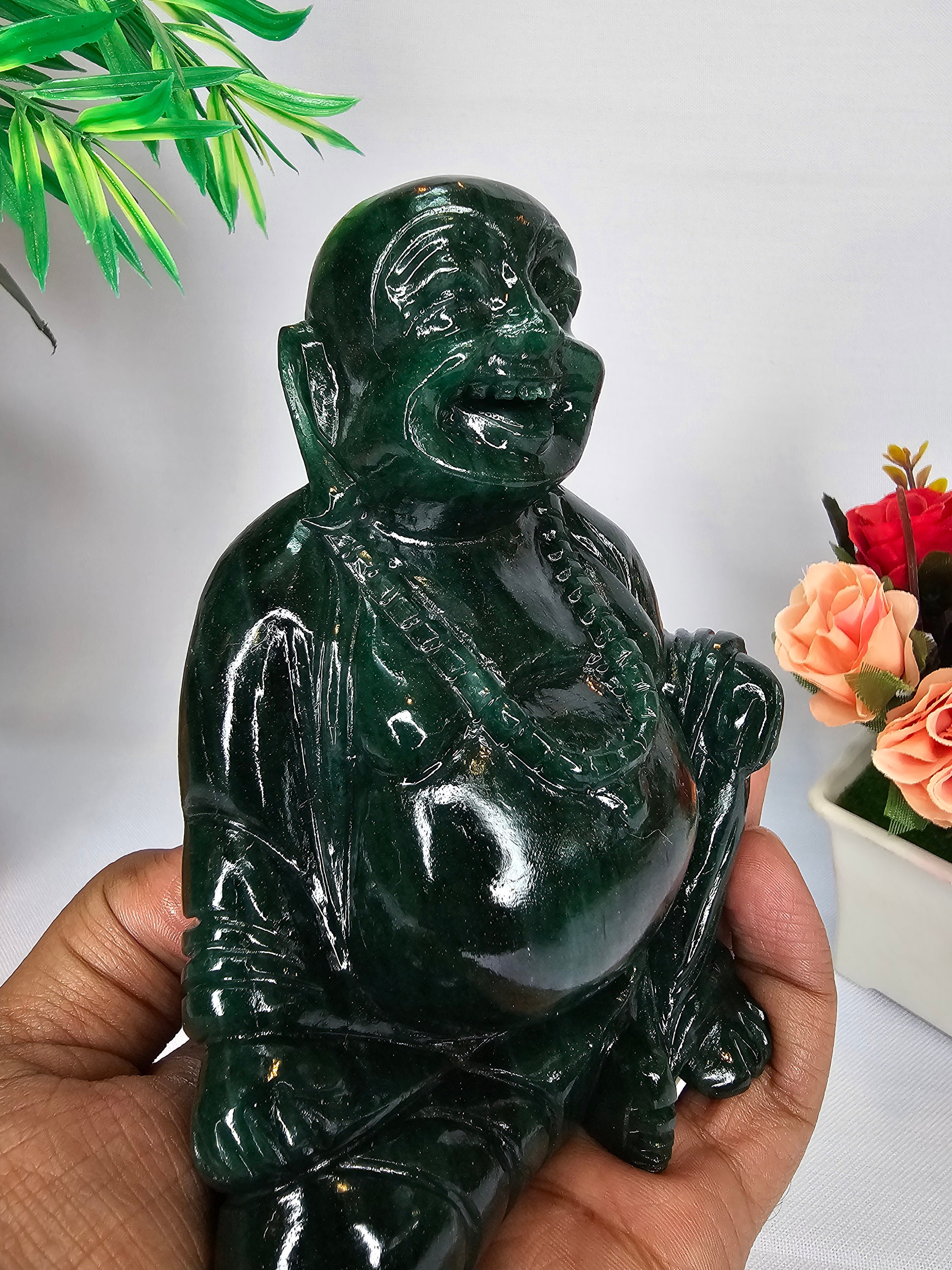 グリーン翡翠の幸せな笑い仏、平和の禅仏、菩薩、瞑想の装飾、ヨガの像