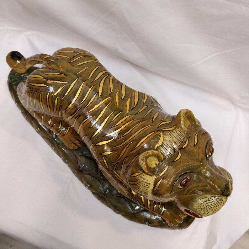 Big Jade lion lion statue carved animal sculptures rock Etsy