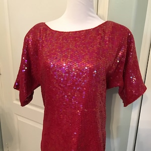 Vintage Quon Pink Red Short Sleeve Sequin Top