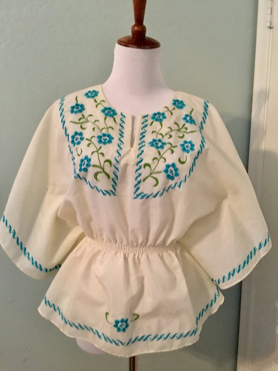 70's Embroidered Boho Blouse