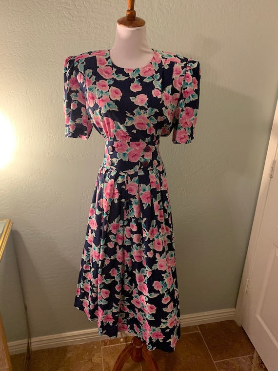 Vintage 80s Karim Stevens Puff sleeve Floral Dress
