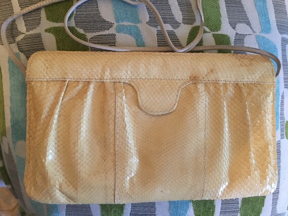 Vintage Beige Yellow Cuero Vaca Snakeskin Clutch - image 2