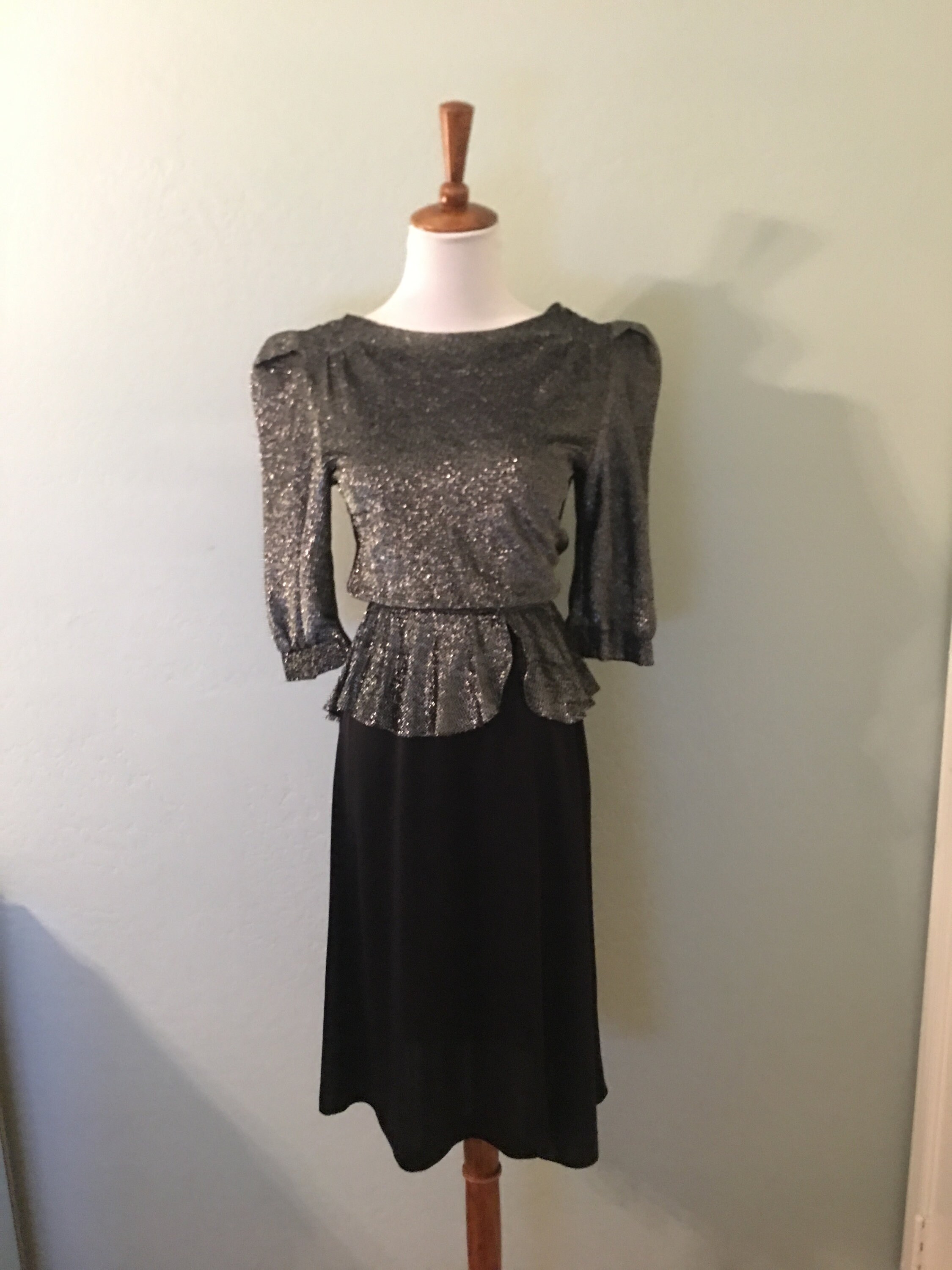 Vintage Jb Xpress Open Back Puff Sleeve Silver and Black