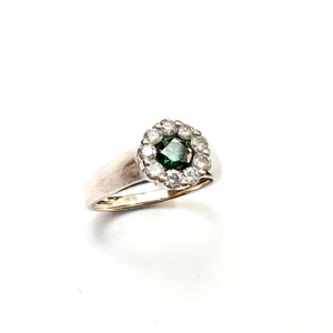 Vintage 18CT White Gold Fancy Blue and White Diamond Halo Ring image 2