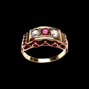 Vintage 14CT Rose and Yellow Gold Ruby Paste Ring