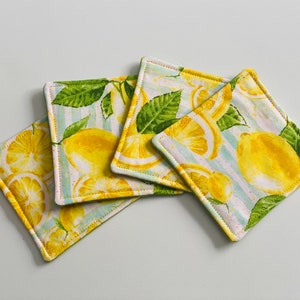Posavasos de tela lavable con limón - Alfombras de taza de limonada - Juego de 4 posavasos de tela - Regalo de anfitriona de verano - Regalo de bienvenida