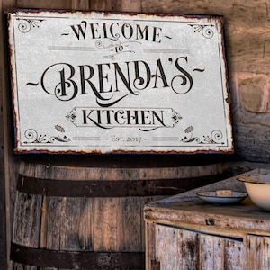 Personalized Family Kitchen Sign | Family Name Kitchen Sign | Welcome Sign | Farmhouse Wall Decor | Distressed Farmhouse Kitchen Sign