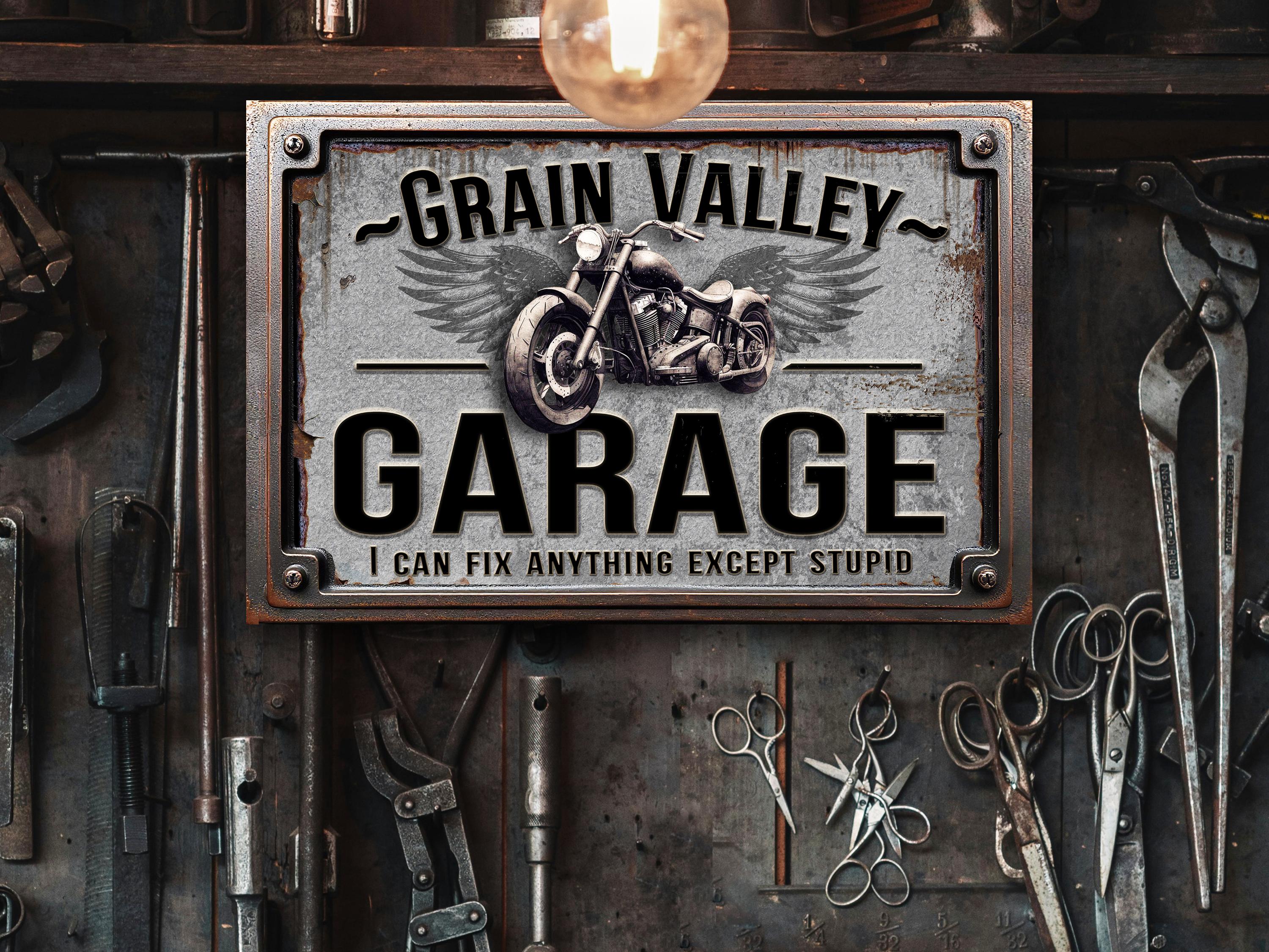 Personalized Motorcycle Garage Sign: Custom Rusty Metal Decor (18
