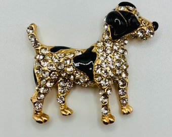 Pretty Crystal Black Spotted Dog Needle Minder/Magnet