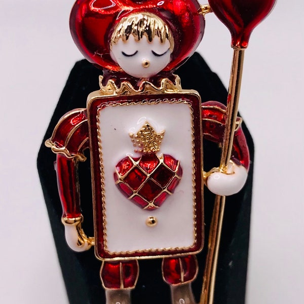 Wonderland Queen of Hearts Enamel Needle Minder/Magnet