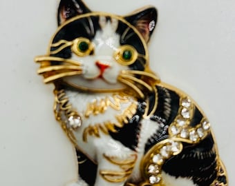 Beautiful Enamel Crystal Black White Kitten Cat Needle Minder/Magnet - NOT FOR CHILDREN