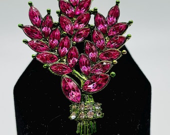 Beautiful Crystal Fuschia Flower Bouquet Needle Minder/Magnet