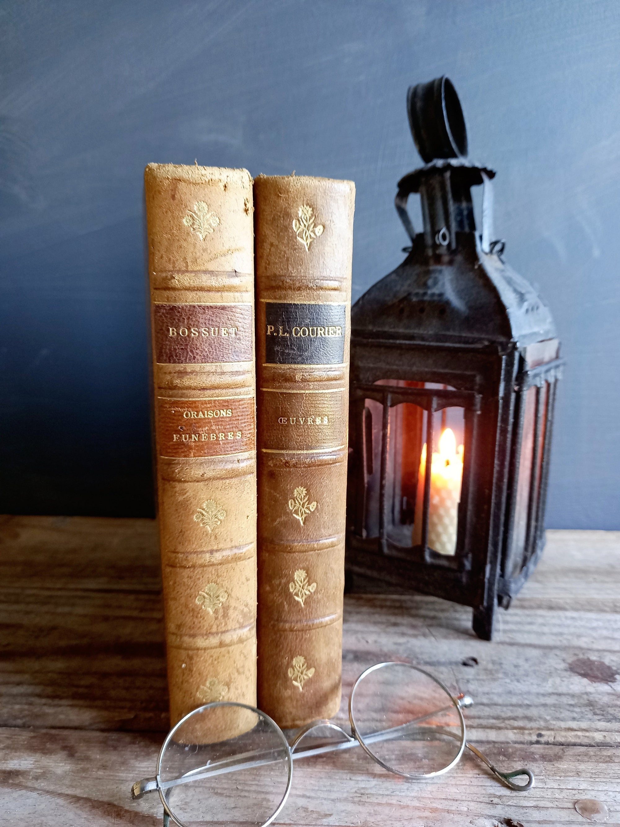 アンティークフランスの書籍、1877-1889年、革装装飾 - Etsy 日本