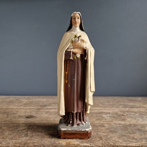 French statue  St Therese of Lisieux. Chalkware statue. Catholic statue. Statue of saint. Christian art. Catholic gifts. Prayer room decor.