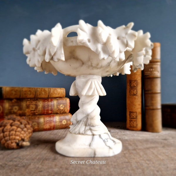 Italian alabaster table centrepiece. Antique Italian alabaster comport. Italian antiques. Table decor. Country house decor. European decor.