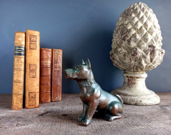 French Vintage bronze dog statue. French Vintage dog sculpture. Dog art. Dog sculpture. Vintage French dog . Country house decor.