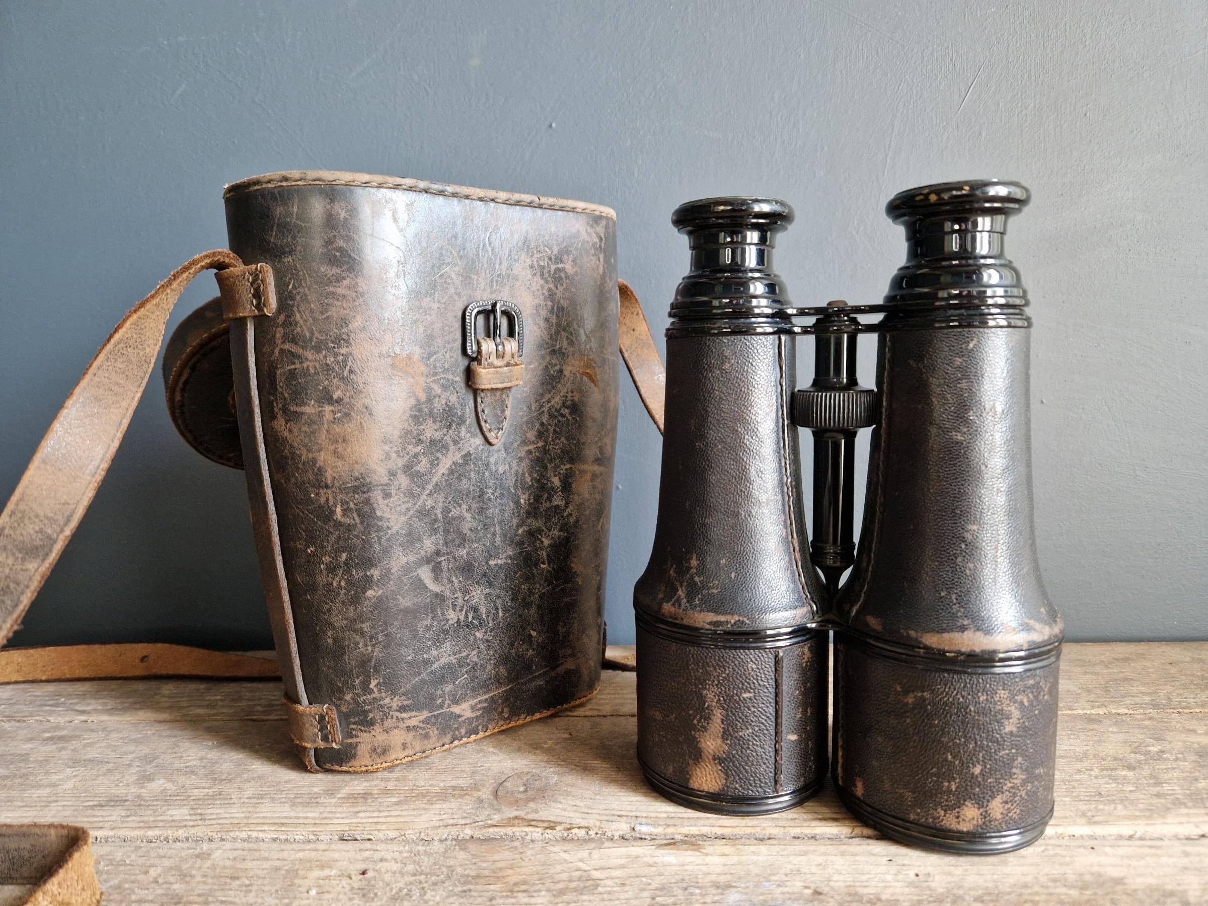 Ancienne Paire De Jumelles VERGUTET 8x30 Avec étui - Antique Prismatic Binoculars