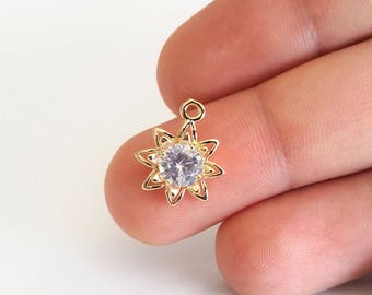 Flower Cubic Zirconia Pendant / Jewelry Supply, Craft Supplies / Real 16K Gold Plated, not imitation plating / 15.5x13x3.8mm / 12L4-10G-04C