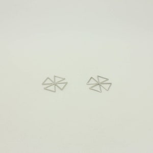 2 Rhodium Plated Triangle Connector Charms: 17.4mm