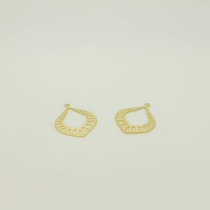 16K Gold Plated Teardrop Charm Connectors: Earring Pendants (2 Pcs)