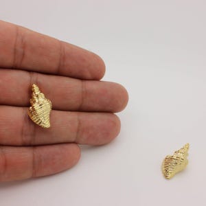 16K Gold Plated Spiral Seashell Charm: (1 Pc) Beach Mermaid Jewelry Bead