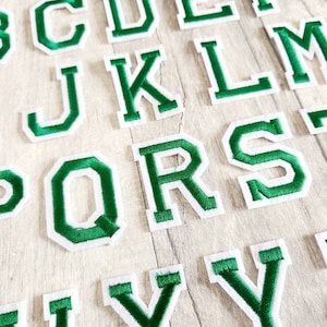 Grüne Buchstaben Patches, Buchstaben zum Aufbügeln, Alphabet Patch, Patches zum Aufnähen, gesticktes Namen Applikation, Retro Patch
